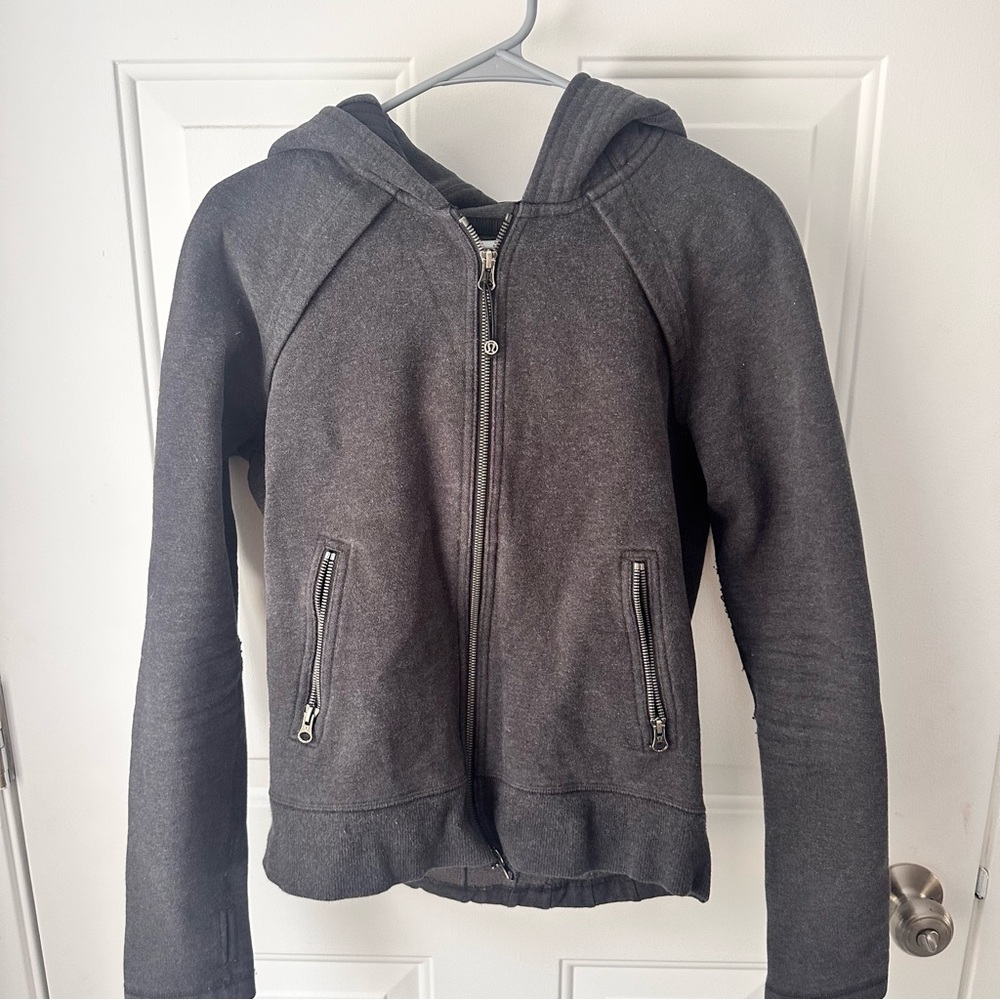 LULULEMON CHARCOAL SCUBA SWEATSHIRT